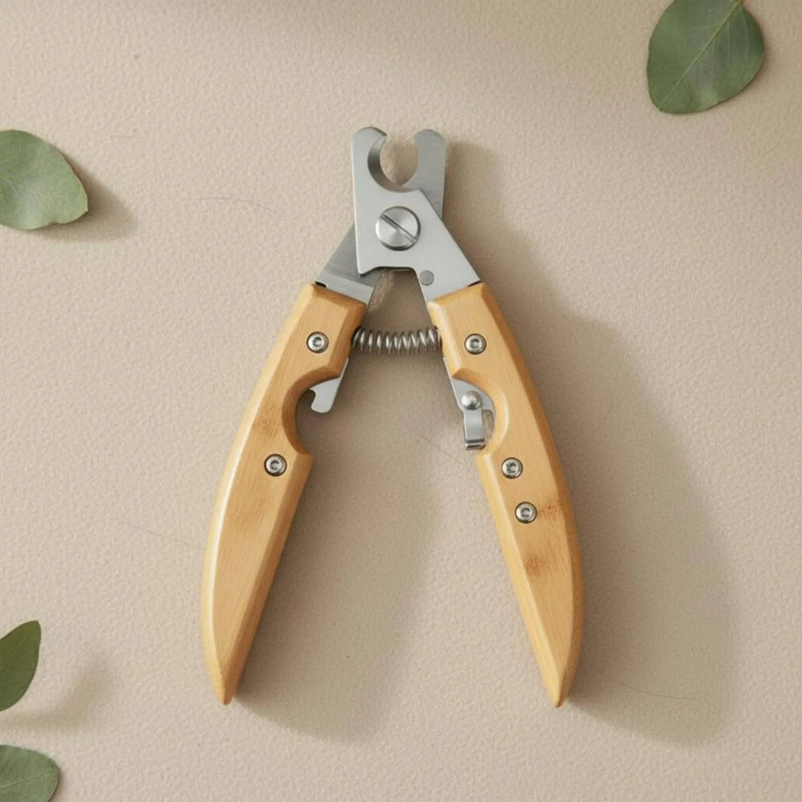 Pet Nail Clippers Non-Slip Grip Pet Nail Trimmer Cat Claw Trimmer Safety Lock Compact Size for Home
Pet Nail Clippers Non-Slip Grip Pet Nail Trimmer Cat Claw Trimmer Safety Lock Compact Size for Home