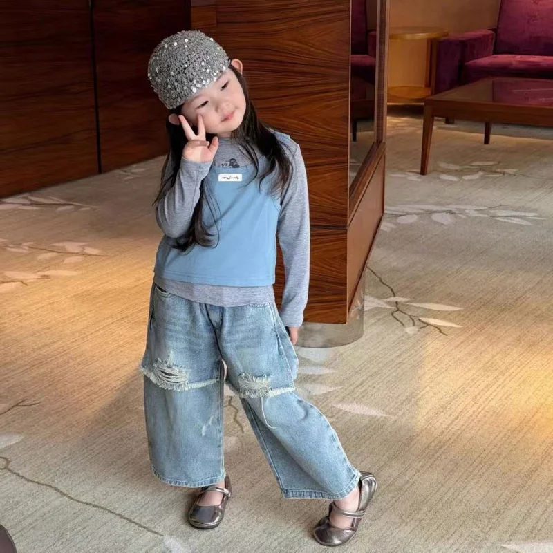 Girls' Outfit Spring New Style Children's Versatile Vest Long Sleeve Top Wide Leg Jeans Two-Piece Set26018
Girls' Outfit Spring New Style Children's Versatile Vest Long Sleeve Top Wide Leg Jeans Two-Piece Set26018