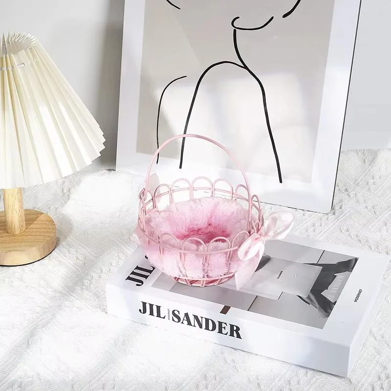 Милая косметическая железная корзина для хранения, органайзер, гнездо для хомяка, ландшафтный дизайн, кавайный кукольный дом, настольный фото, атмосфера, декоративный реквизит
Милая косметическая железная корзина для хранения, органайзер, гнездо для хомяка, ландшафтный дизайн, кавайный кукольный дом, настольный фото, атмосфера, декоративный реквизит