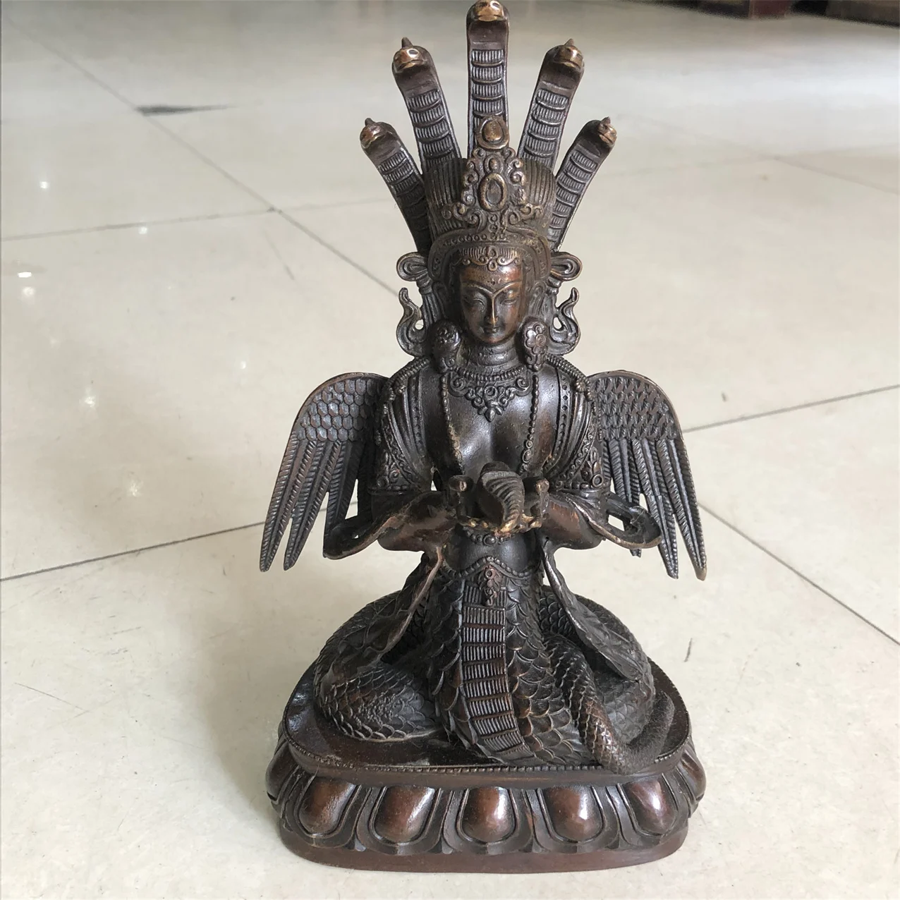 Handicrafts fine pure copper ornaments decoration dignified shape fine workmanship excellent quality high cost performance retro
Handicrafts fine pure copper ornaments decoration dignified shape fine workmanship excellent quality high cost performance retro