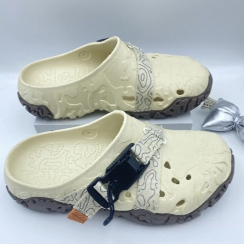 2026 new model, spot tank 2nd generation hole shoes sandals, summer new sports outdoor shoes breathable casual shoes thick sole
2026 new model, spot tank 2nd generation hole shoes sandals, summer new sports outdoor shoes breathable casual shoes thick sole