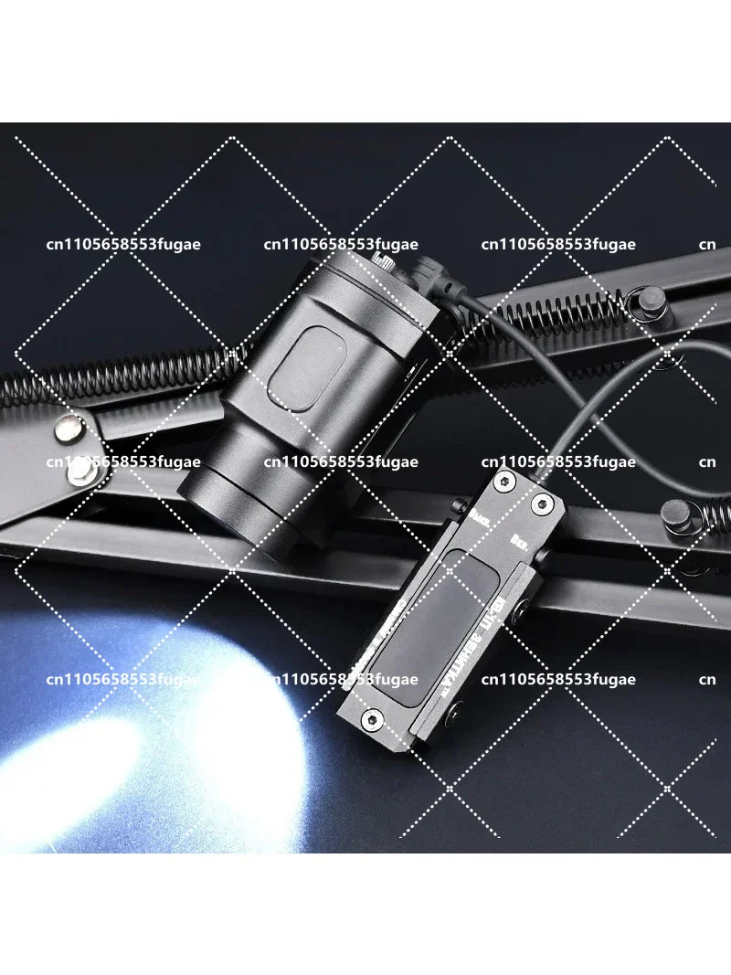 700 Lumens High-Performance Metal Flashlight Second Generation Bottom Mounted
700 Lumens High-Performance Metal Flashlight Second Generation Bottom Mounted