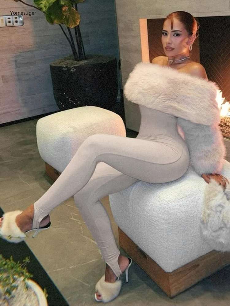 Yomesugar Sexy Furry Patchwork Strapless Jumpsuits Woman Winter Trend Slash Neck Full Sleeve Skinny Rompers Midnight Clubwear
Yomesugar Sexy Furry Patchwork Strapless Jumpsuits Woman Winter Trend Slash Neck Full Sleeve Skinny Rompers Midnight Clubwear