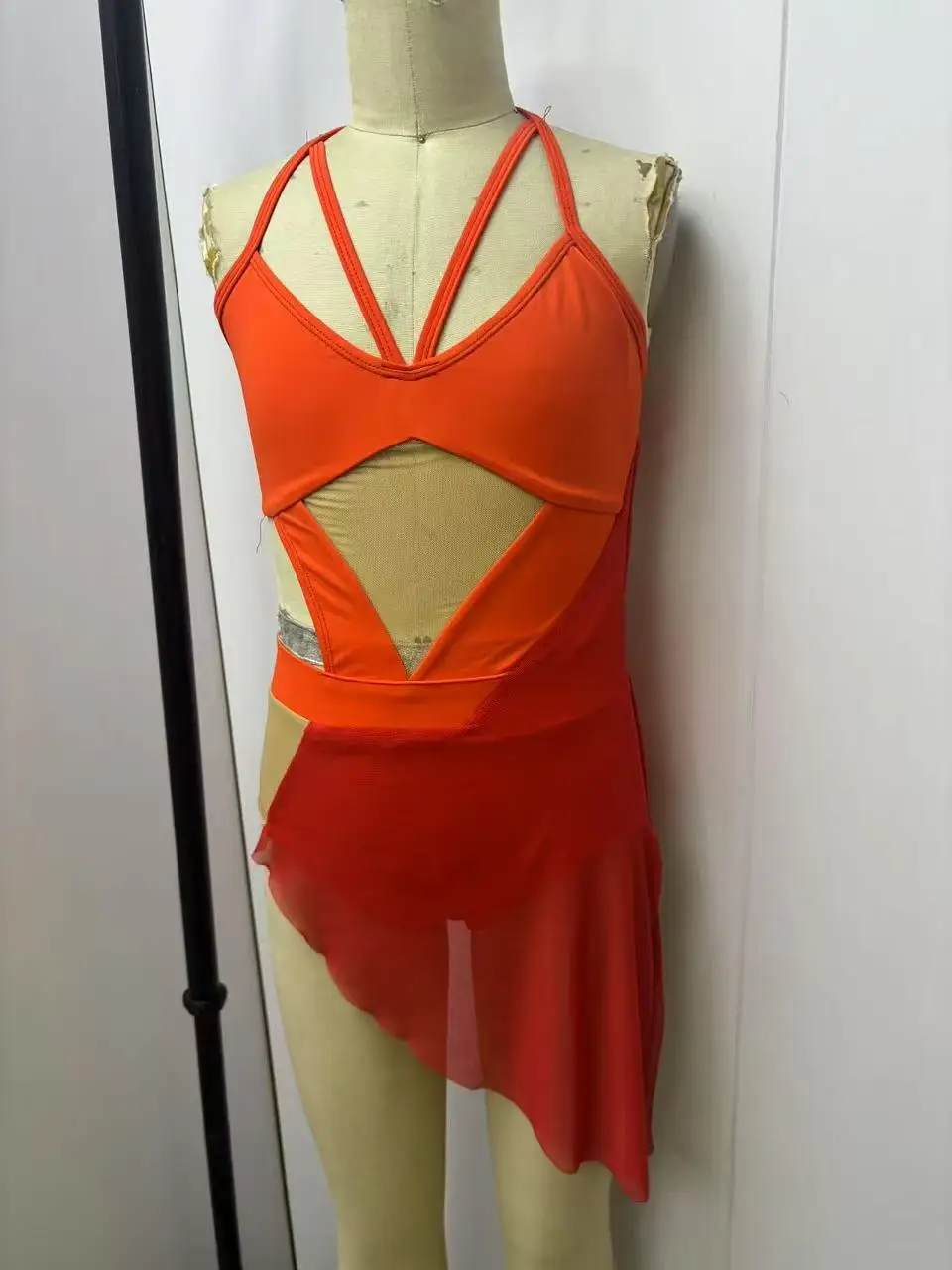 New dance costume professional jazz dance dress performance dress Lodysuit Latin dress
New dance costume professional jazz dance dress performance dress Lodysuit Latin dress