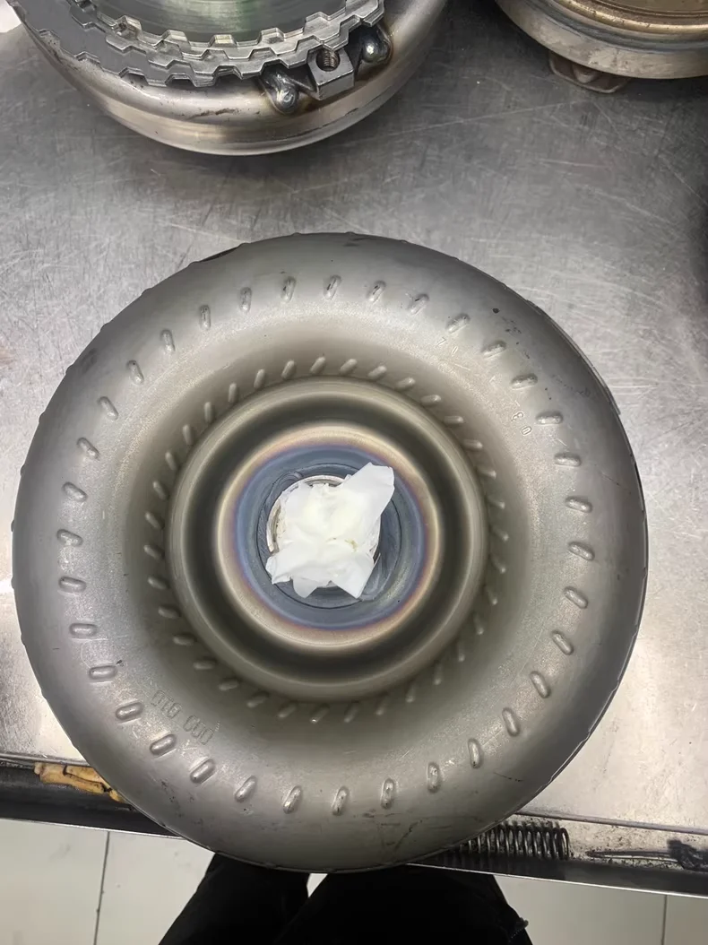 6hp28 автоматическая коробка передач, оригинальный отремонтированный преобразователь крутящего момента для Land Rover Defender для решения 30-60 медленного ускорения
6hp28 автоматическая коробка передач, оригинальный отремонтированный преобразователь крутящего момента для Land Rover Defender для решения 30-60 медленного ускорения