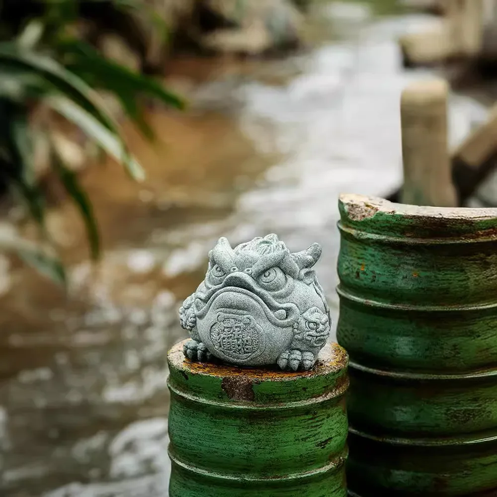Blue Sand Stone Tea Pet Decoration Chinese Golden-Toad Zen Meditation Tea Ceremony Decor
Blue Sand Stone Tea Pet Decoration Chinese Golden-Toad Zen Meditation Tea Ceremony Decor