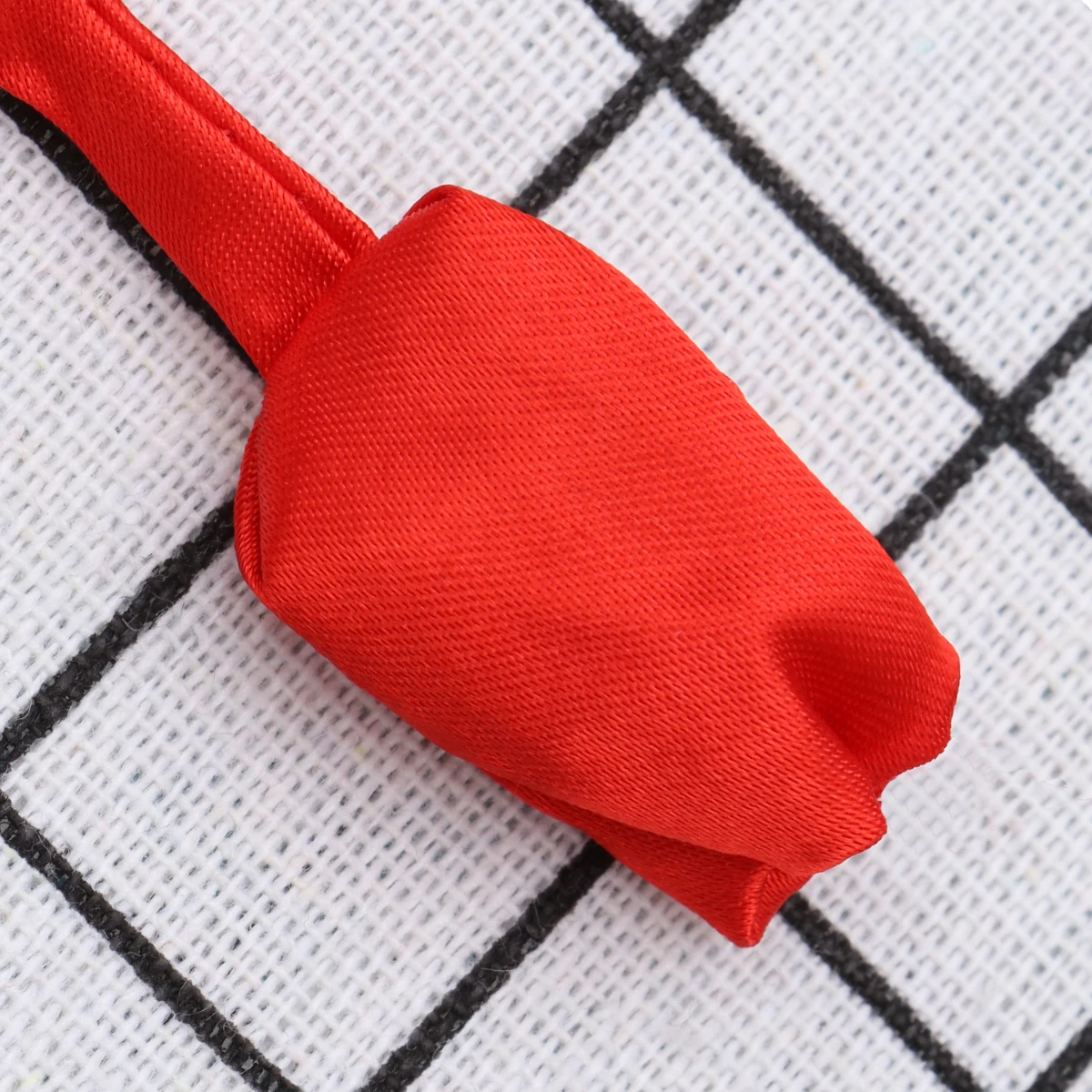 Elegant Embroidered Jewelry Roll Bag 3 Zippered Pockets Satin Storage ganizer for Earrings Bracelets Necklaces Travel
Elegant Embroidered Jewelry Roll Bag 3 Zippered Pockets Satin Storage ganizer for Earrings Bracelets Necklaces Travel