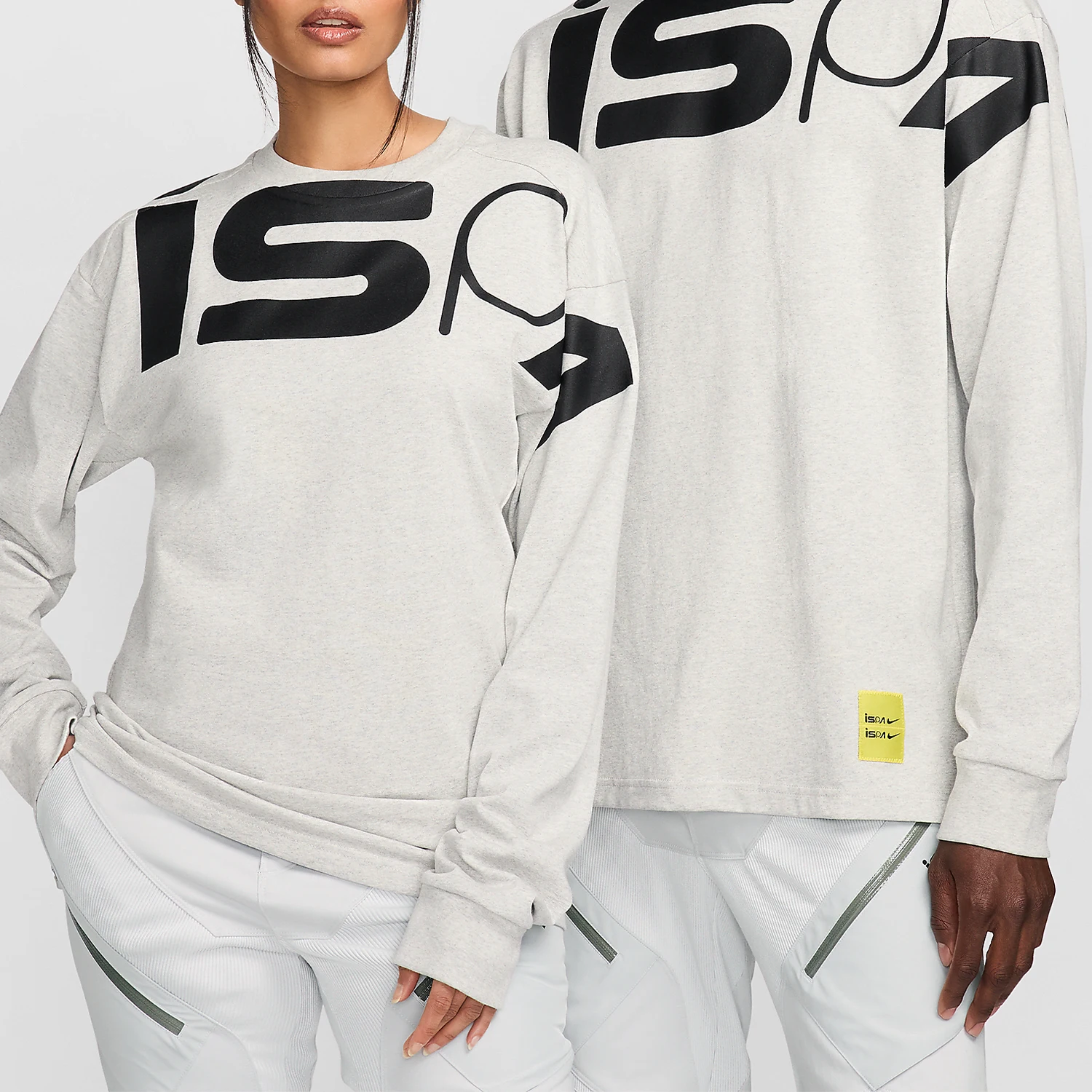 Nike genuine new men's and women's simple knitted round neck pullover sweatshirt FJ7375-050
Nike genuine new men's and women's simple knitted round neck pullover sweatshirt FJ7375-050