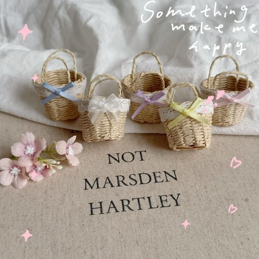 Handmade Miniature Dollhouse Basket Paper Vine Simulation Mini Woven Rattan Basket DIY Micro Scene Hand Woven Basket
Handmade Miniature Dollhouse Basket Paper Vine Simulation Mini Woven Rattan Basket DIY Micro Scene Hand Woven Basket