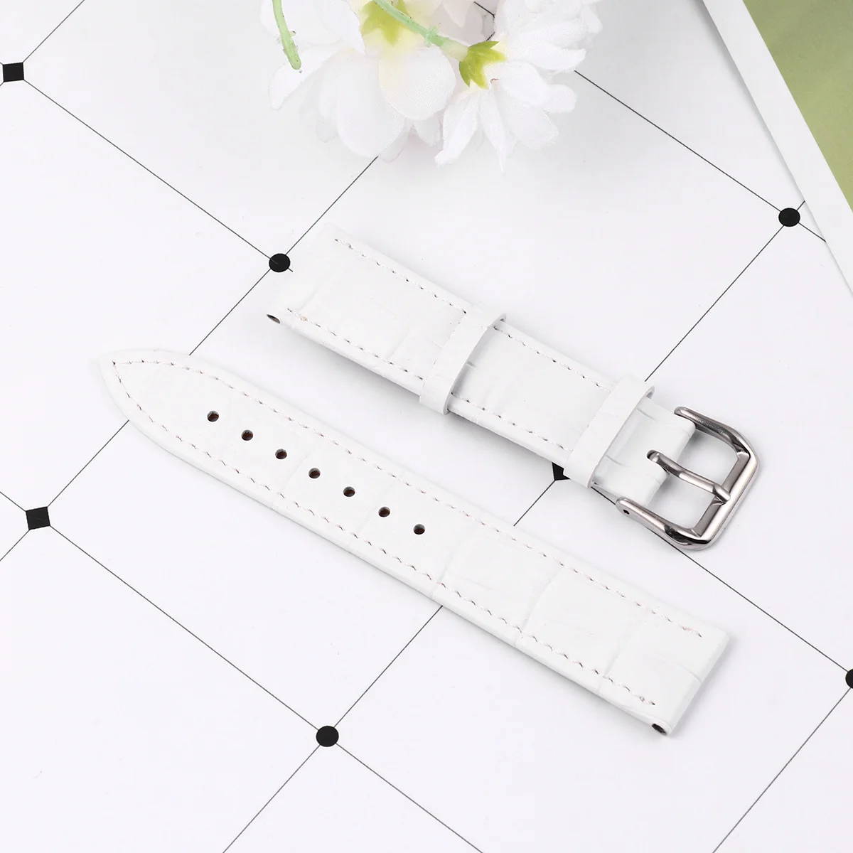 Watch Band Women White 20mm Fashion Soft Waterproof Replacement Slim Stylish Watch Strap Comfortable Wristband
Watch Band Women White 20mm Fashion Soft Waterproof Replacement Slim Stylish Watch Strap Comfortable Wristband