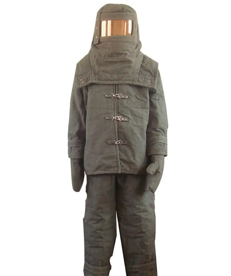High Temperature Safety Fire Fighting Equipment Fireproof Heat Resistant Clothing Fire Proximity Suit
High Temperature Safety Fire Fighting Equipment Fireproof Heat Resistant Clothing Fire Proximity Suit
