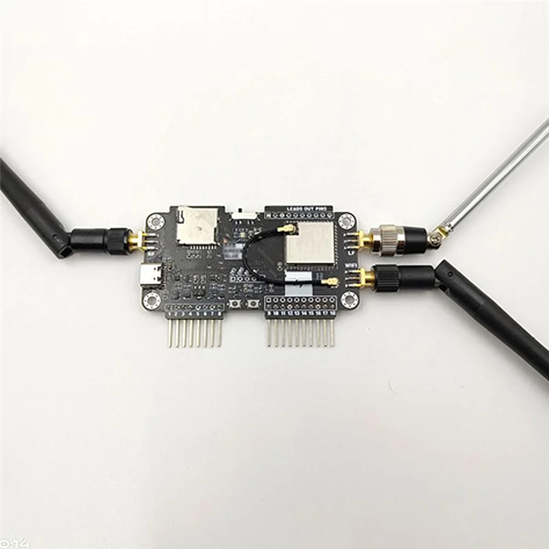 Superb For Flipper Zero Modification Module NRF24+ESP32 Development Board 2.4G High Gain CC1101 Support NRF Sniffer Mousejacker
Superb For Flipper Zero Modification Module NRF24+ESP32 Development Board 2.4G High Gain CC1101 Support NRF Sniffer Mousejacker