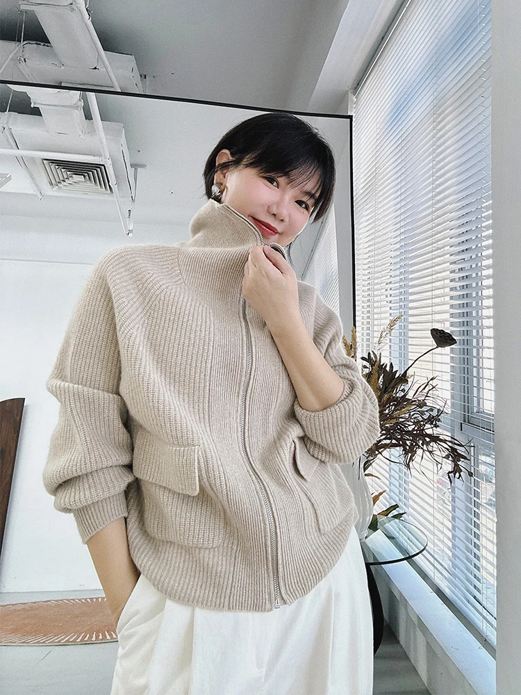 Pure Camere Sweater High Collar Warmth Milk Tea And Light ey P Tones Classic Reappearance Women's Knitwear
Pure Camere Sweater High Collar Warmth Milk Tea And Light ey P Tones Classic Reappearance Women's Knitwear