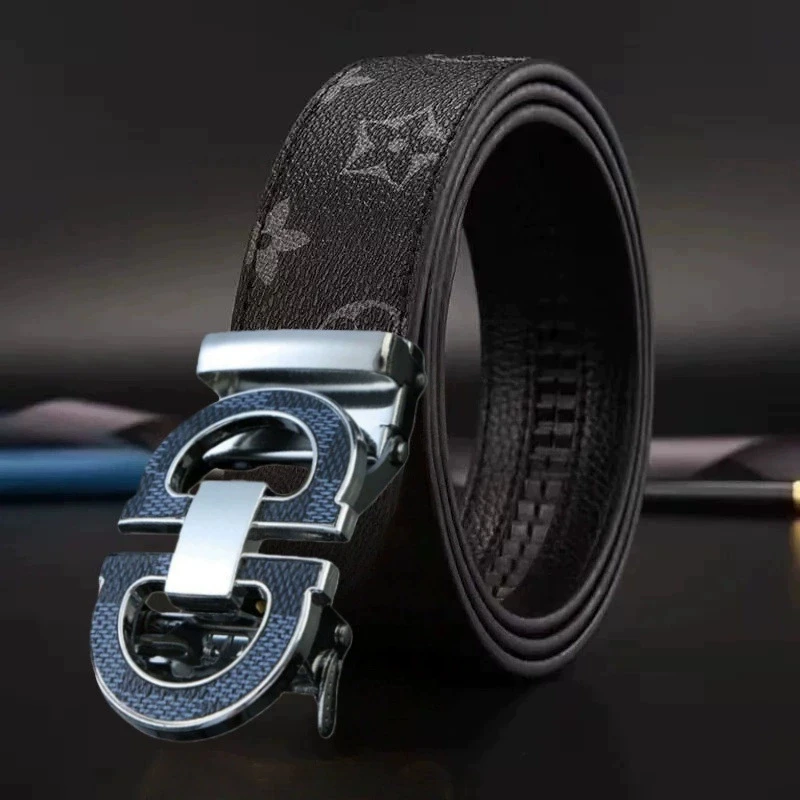 Мужской ремень из высококачественной телячьей кожи, премиум-класса, модный, деловой, с пряжкой из сплава.
Мужской ремень из высококачественной телячьей кожи, премиум-класса, модный, деловой, с пряжкой из сплава.