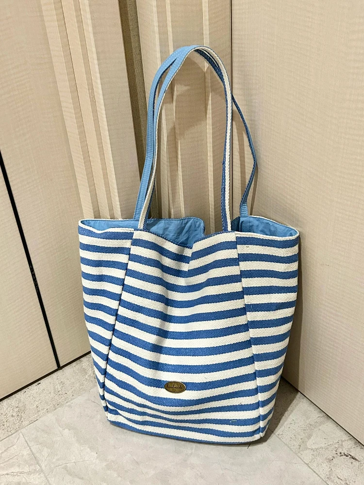 Miyagawa Summer Double-sided Striped Canvas Bag Ins Style Tote Student Large Capacity Casual Shoulder Bags for Women
Miyagawa Summer Double-sided Striped Canvas Bag Ins Style Tote Student Large Capacity Casual Shoulder Bags for Women