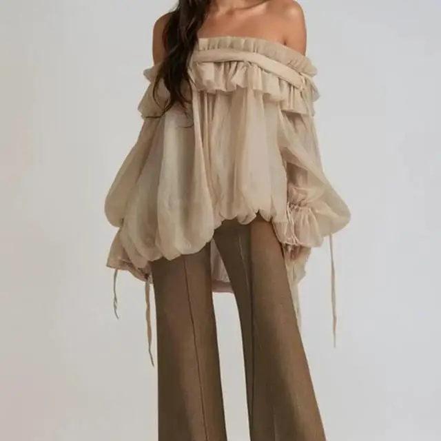 Sweet Retro Style One Shoulder Bow Tie Flared Sleeve Pure Color Top Winter New Style Spicy Girl Shirt European Style Long Sleeve
Sweet Retro Style One Shoulder Bow Tie Flared Sleeve Pure Color Top Winter New Style Spicy Girl Shirt European Style Long Sleeve