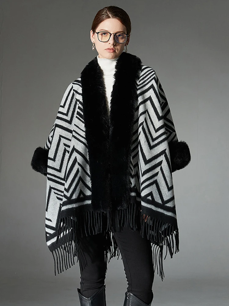 Winter Scarf Women Lady Layers Poncho Elegant Luxury Faux Fur Collar Striped Tassel Shawls Scarve Capa Para Mujer Fashion Coat
Winter Scarf Women Lady Layers Poncho Elegant Luxury Faux Fur Collar Striped Tassel Shawls Scarve Capa Para Mujer Fashion Coat