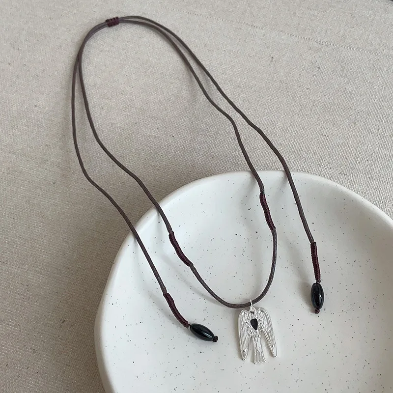 Minar 2025 New Arrival Metallic Bird with Wings Pendant Necklaces for Women Mujer Long Adjustable Wax Rope Sweater Chain Chokers
Minar 2025 New Arrival Metallic Bird with Wings Pendant Necklaces for Women Mujer Long Adjustable Wax Rope Sweater Chain Chokers