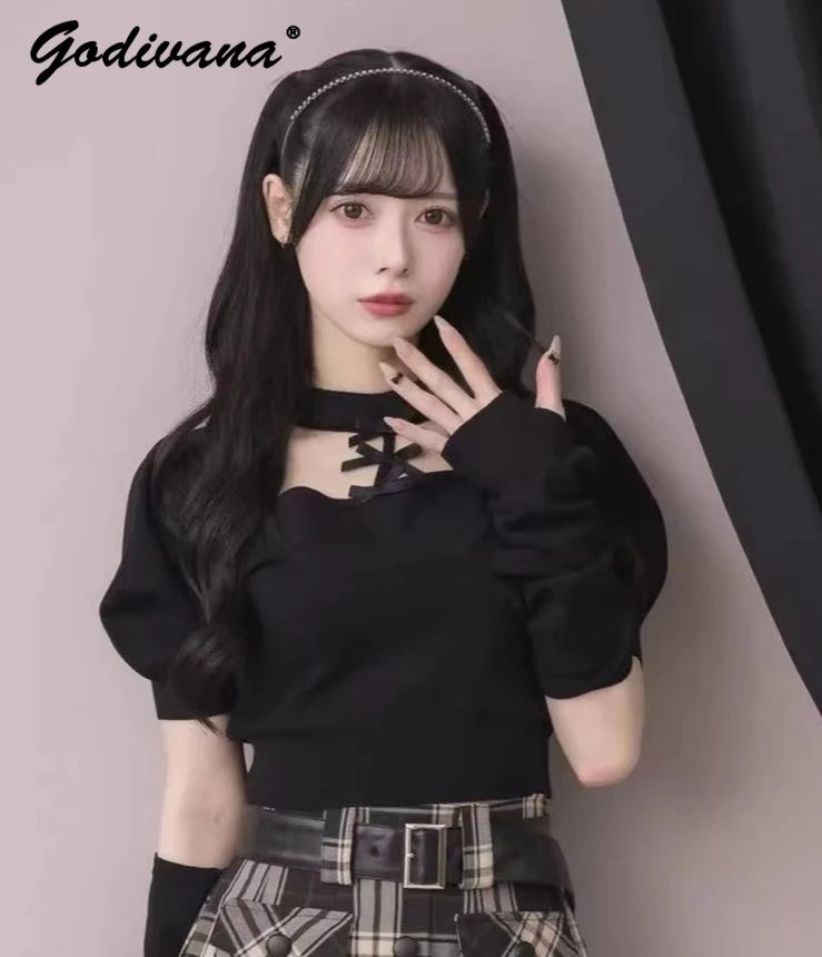 Japanese Style New Spring Women's Short Sleeve Knit Shirt with Hand Sleeve Casual Small Bow Halter Knitted T-shirt Short Tops
Japanese Style New Spring Women's Short Sleeve Knit Shirt with Hand Sleeve Casual Small Bow Halter Knitted T-shirt Short Tops
