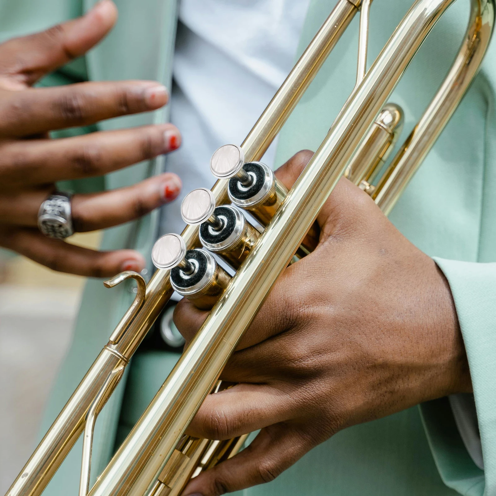 Piston Button Snap Press Cover Shell Finger Trumpet Buckle Musical Instruments Trombone Grip Accessories
Piston Button Snap Press Cover Shell Finger Trumpet Buckle Musical Instruments Trombone Grip Accessories