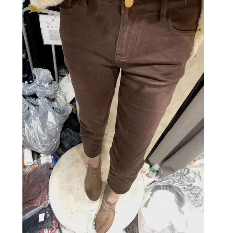 Slim Fit High Waist Straight Leg Denim Jeans Women's Coffee Color Versatile Nine Point Smoking Pants Autumn New Arrival
Slim Fit High Waist Straight Leg Denim Jeans Women's Coffee Color Versatile Nine Point Smoking Pants Autumn New Arrival