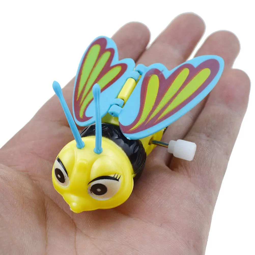 4Pcs Adorable Bee Wind Up Plaything Metal ABS Construction Small Size Easy Grasp Manual Clockwork Walking Motion Kids Festival
4Pcs Adorable Bee Wind Up Plaything Metal ABS Construction Small Size Easy Grasp Manual Clockwork Walking Motion Kids Festival
