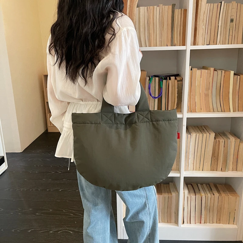 New Crossbody Cotton Tote Bag for Women Large Capacity Casual Handbag Versatile Shoulder Bag Commuter Fashion Bag
New Crossbody Cotton Tote Bag for Women Large Capacity Casual Handbag Versatile Shoulder Bag Commuter Fashion Bag