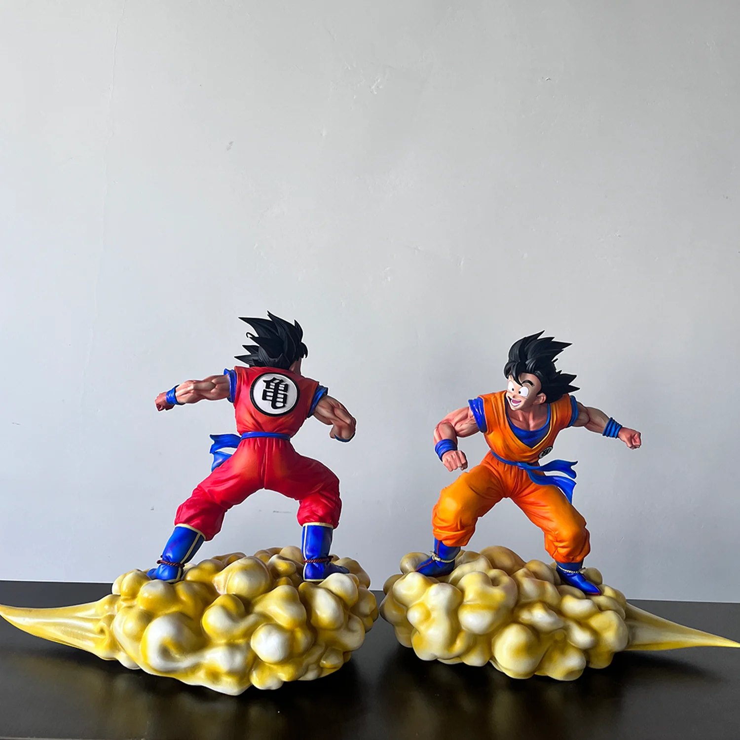 Dragon Ball Z 31cm Goku Dream Knight Cloud Super Saiyan Vertical Collection Doll Statue Anime Peripheral Model Ornaments Toy
Dragon Ball Z 31cm Goku Dream Knight Cloud Super Saiyan Vertical Collection Doll Statue Anime Peripheral Model Ornaments Toy