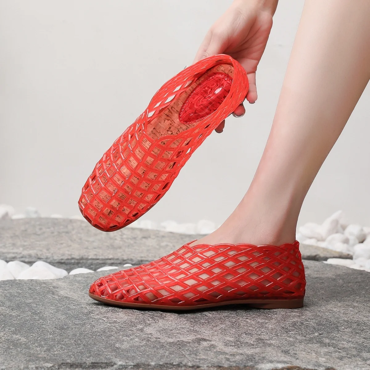 Mod Retro Flat Jelly Sandals For Women Geometric Cage Cutout Shoes Woman Sleek Form Fitting Flexible Bootie Sandal Summer Slides
Mod Retro Flat Jelly Sandals For Women Geometric Cage Cutout Shoes Woman Sleek Form Fitting Flexible Bootie Sandal Summer Slides