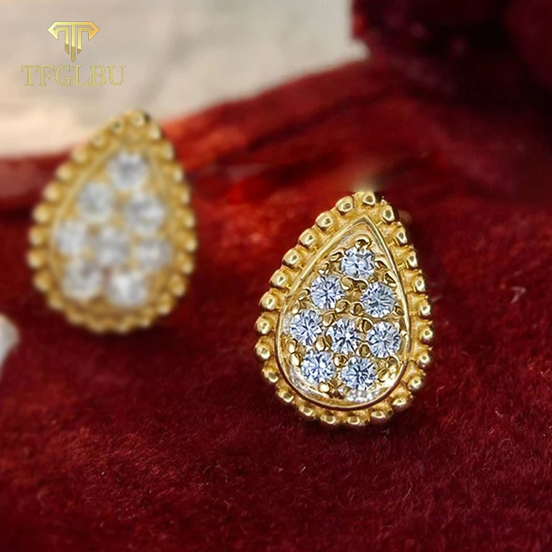 TFGLBU Trendy Certified All Moissanite Stud Earrings for Women S925 Sterling Silver Plated 18k Gold Wedding Jewelry Wholesale
TFGLBU Trendy Certified All Moissanite Stud Earrings for Women S925 Sterling Silver Plated 18k Gold Wedding Jewelry Wholesale