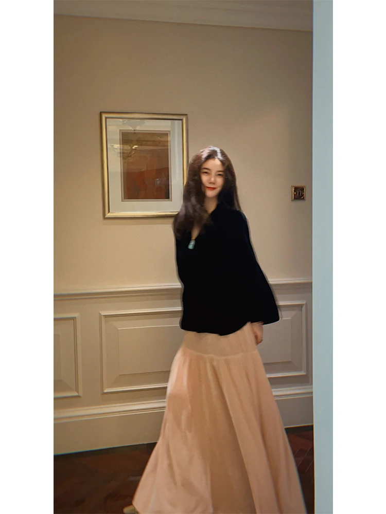 Yanyan Retro Slim Fit Velvet Top V-Ne Waist Cinching Women's irt Evening Gown Long Sve Straight Cut Basic Color
Yanyan Retro Slim Fit Velvet Top V-Ne Waist Cinching Women's irt Evening Gown Long Sve Straight Cut Basic Color