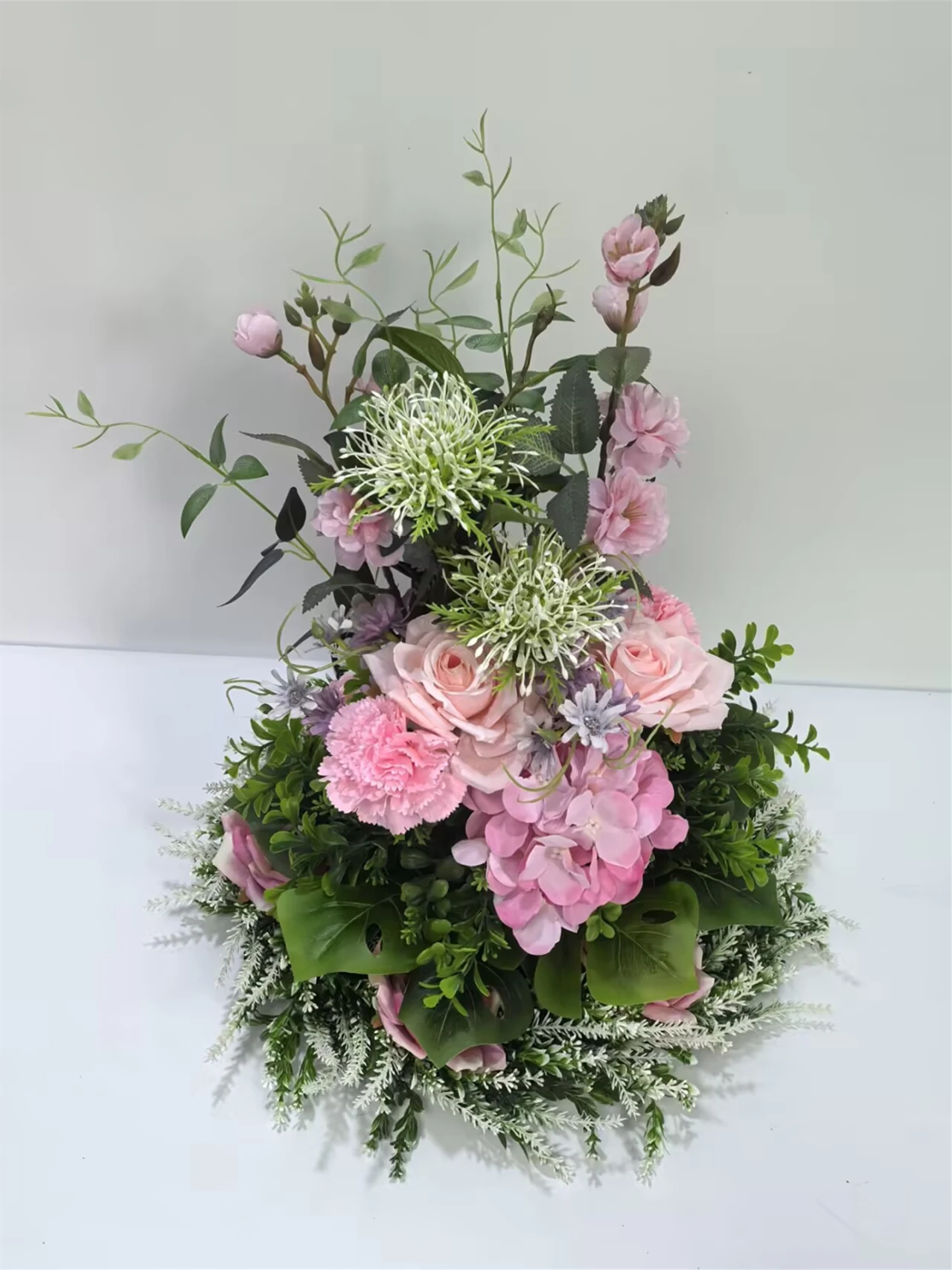 Party Wedding Decoration Artificial Potted Flowers Simulated Rose Potted Plant DIY Combined Dining Table Garland Flower
Party Wedding Decoration Artificial Potted Flowers Simulated Rose Potted Plant DIY Combined Dining Table Garland Flower
