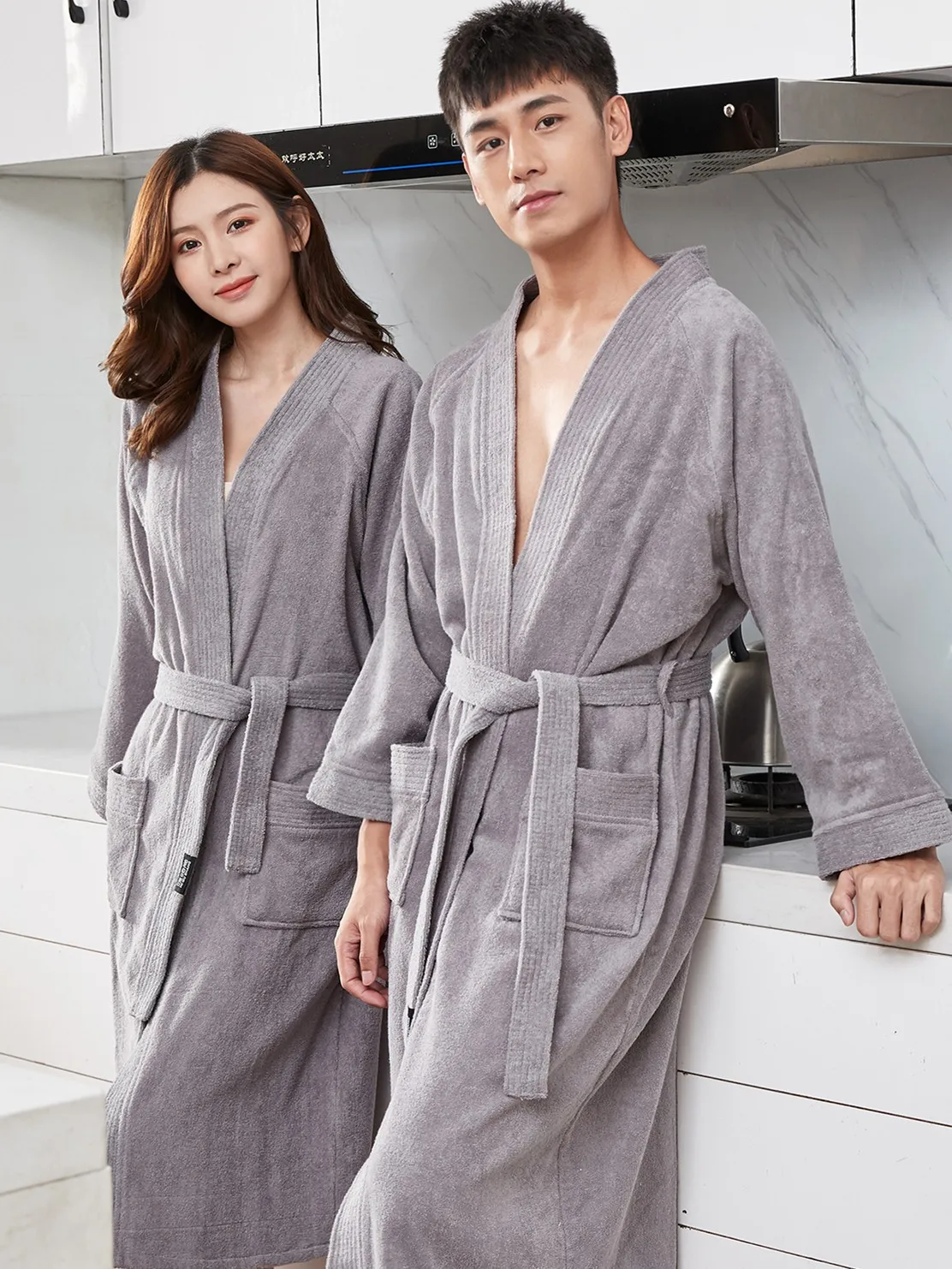 Women Hooded Towel Bathrobe 100%Cotton Winter New Thick Absorbent Terry Bath Robe Kimono Men Dressing Gown Solid Sleepwear
Women Hooded Towel Bathrobe 100%Cotton Winter New Thick Absorbent Terry Bath Robe Kimono Men Dressing Gown Solid Sleepwear