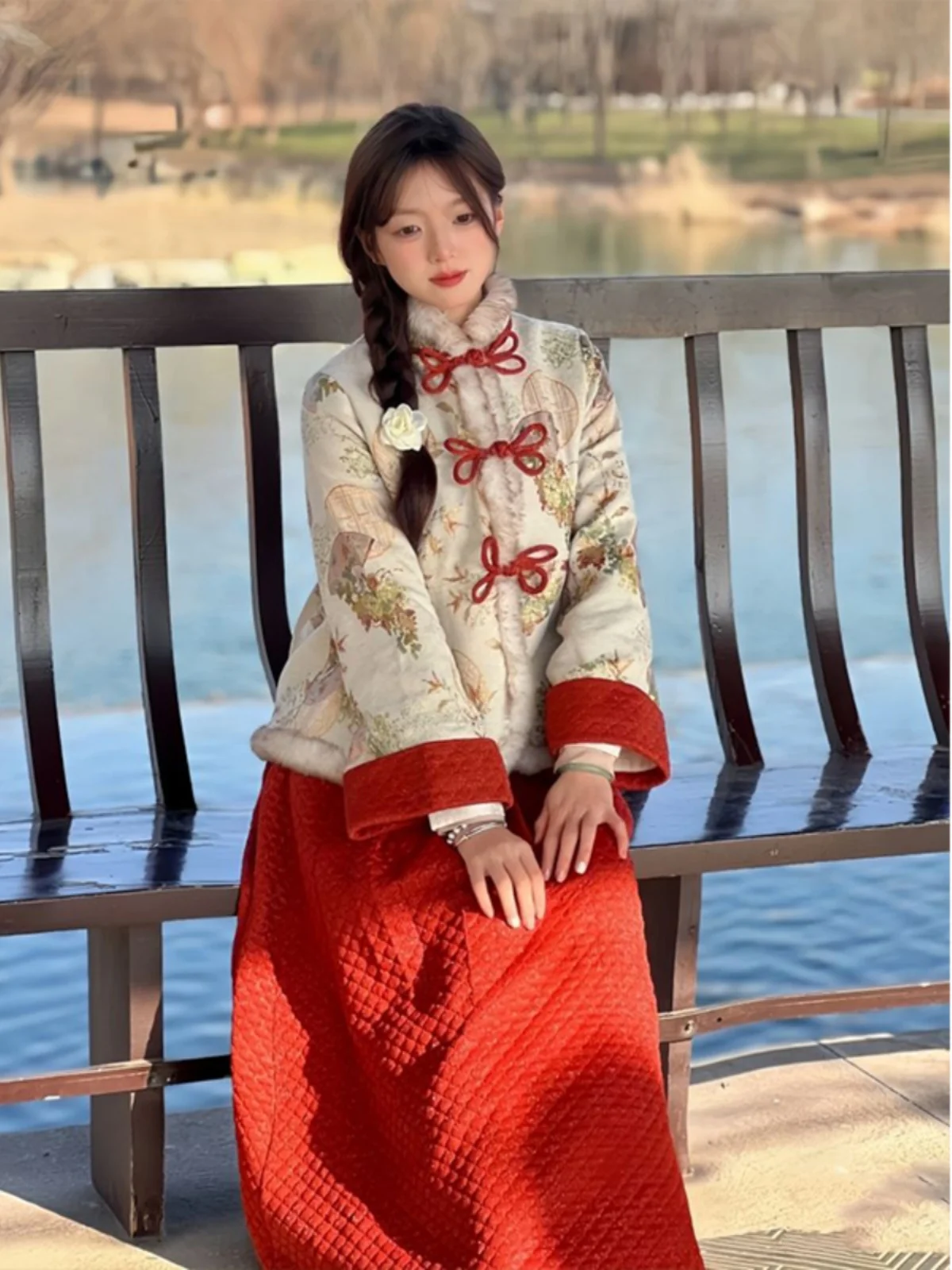 New Chinese Sle Thiened Fce Winter Coat Red Skirt Faionable Ethnic Wind Women's Ensemble High Waist Midi Skirt
New Chinese Sle Thiened Fce Winter Coat Red Skirt Faionable Ethnic Wind Women's Ensemble High Waist Midi Skirt