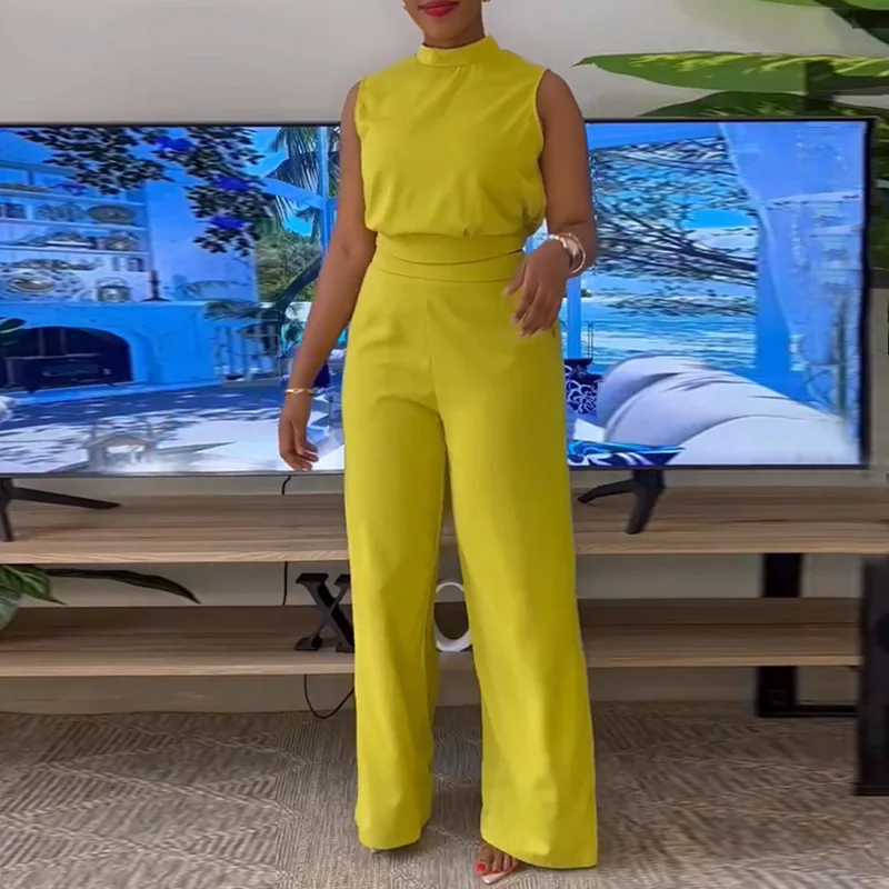 Semi-turtleneck sleeveless top, high waist wide-leg trousers, casual suit, fashionable, simple and versatile temperament, elegan
Semi-turtleneck sleeveless top, high waist wide-leg trousers, casual suit, fashionable, simple and versatile temperament, elegan