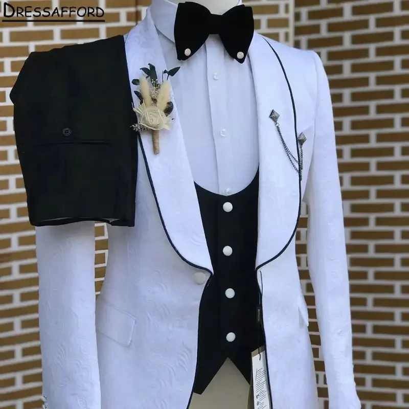 White Jacquard Wedding Suits Men's Business Suit Formal 3 Pieces (Jacket Vest Pants) Man Tuxedo Groom Wear
White Jacquard Wedding Suits Men's Business Suit Formal 3 Pieces (Jacket Vest Pants) Man Tuxedo Groom Wear