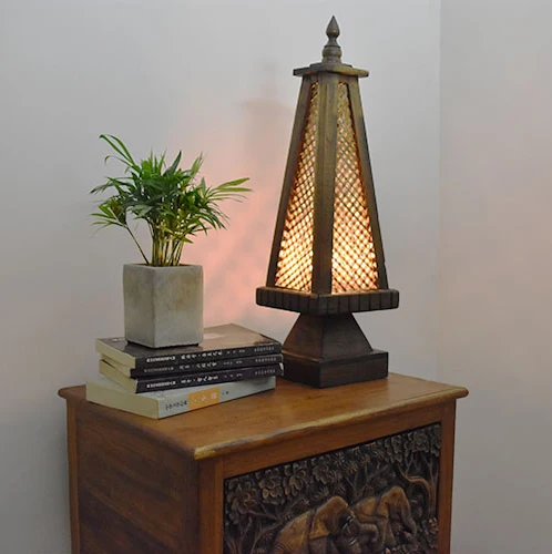 Creative Chinese Living Room Solid Wood Table Lamp Desktop Style Home Decorations
Creative Chinese Living Room Solid Wood Table Lamp Desktop Style Home Decorations