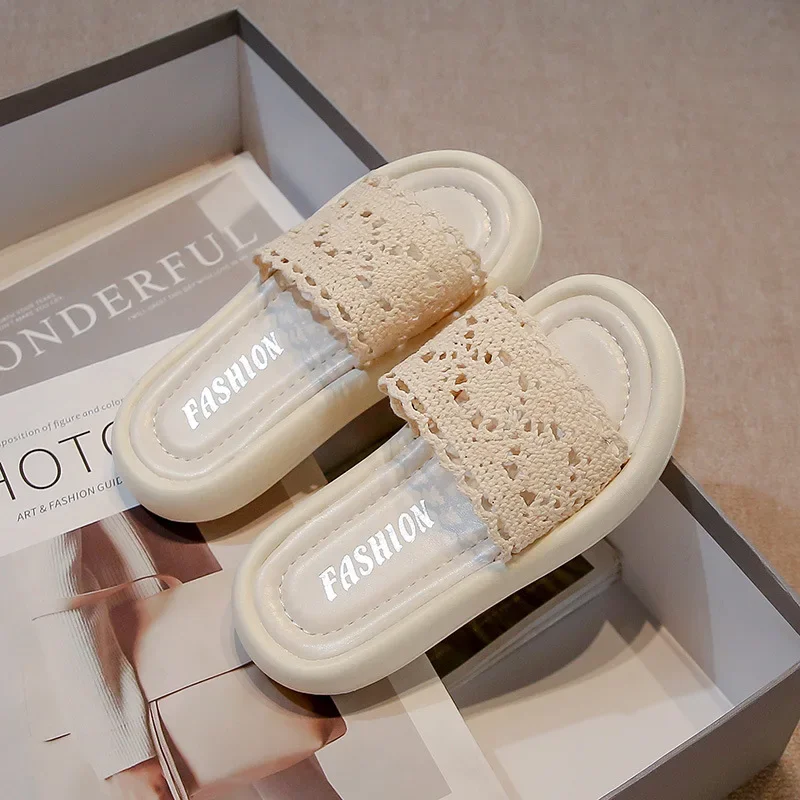 Girls Sandals Lace Hollowed-out Sweet Children Slippers Outdoors Soft Sole 2025 Summer New Kids Beach Shoes Non-slip Open Toes
Girls Sandals Lace Hollowed-out Sweet Children Slippers Outdoors Soft Sole 2025 Summer New Kids Beach Shoes Non-slip Open Toes