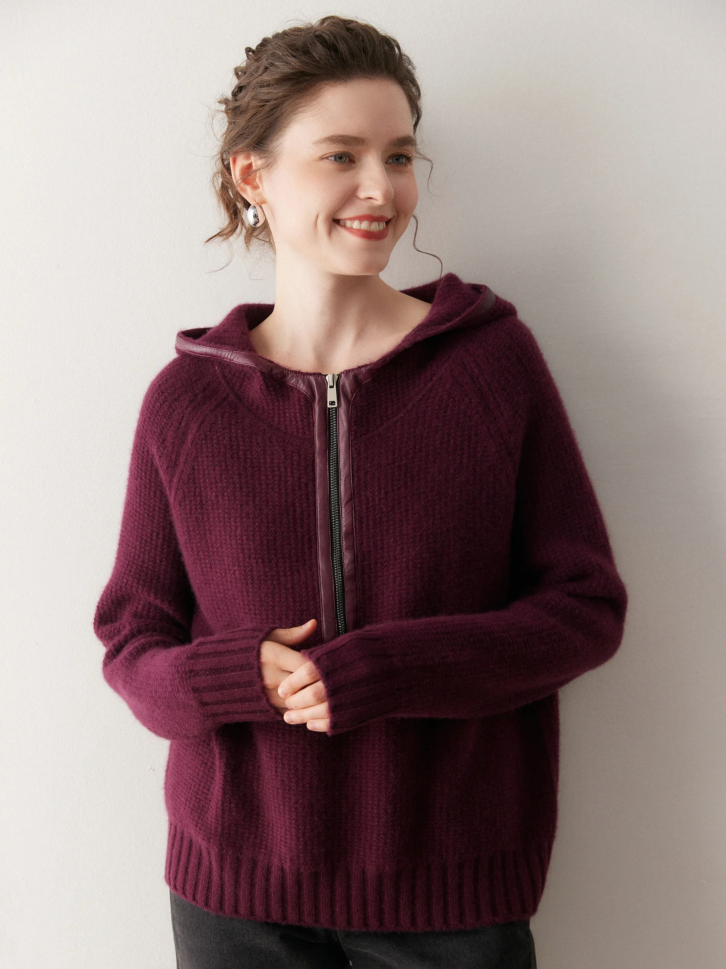 Light Luxury Woman 100% Cashmere Sweater Fashion Autumn Winter Female Knitwear Hooded Pullover Lady Long Sleeve Clothing Tops
Light Luxury Woman 100% Cashmere Sweater Fashion Autumn Winter Female Knitwear Hooded Pullover Lady Long Sleeve Clothing Tops