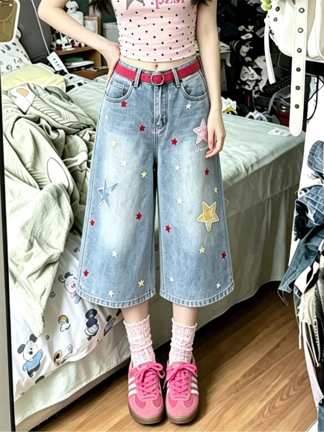 Summer 2026 High Waist Crop Denim Jeans Star Pattern Lazy Style Thin Retro Slimming Seven-Foot Jeans Ladies Straight Leg Jeans
Summer 2026 High Waist Crop Denim Jeans Star Pattern Lazy Style Thin Retro Slimming Seven-Foot Jeans Ladies Straight Leg Jeans