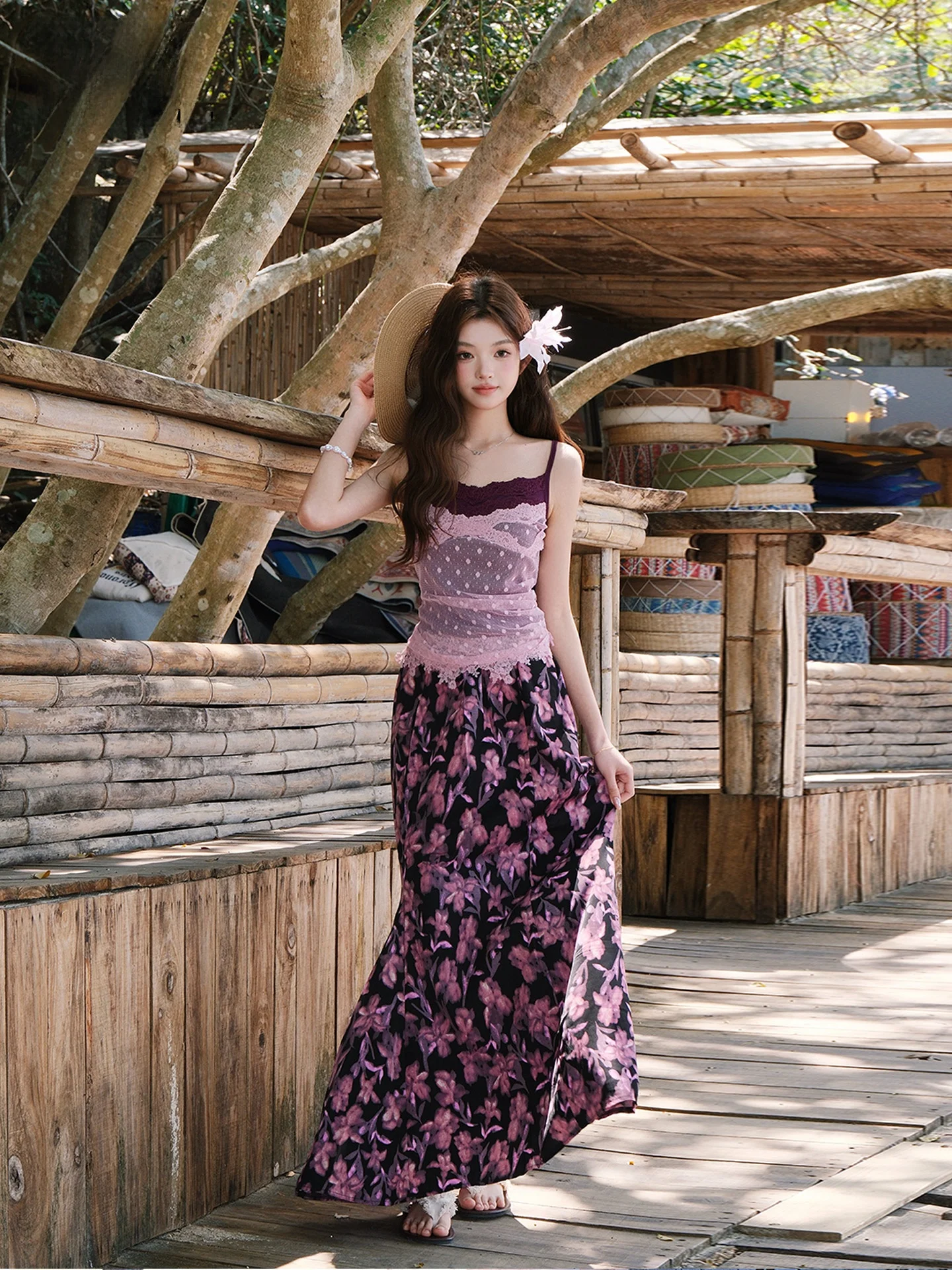 Design Sensation Purple Lace Halter Neck Top And Floral Skirt Two-Piece Set Women's Fashion Summer Outfit Casual Style
Design Sensation Purple Lace Halter Neck Top And Floral Skirt Two-Piece Set Women's Fashion Summer Outfit Casual Style