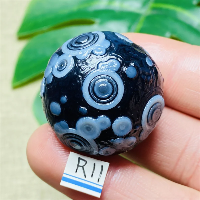 AAAAA+Natural eyestone mineral specimen Energy Crystal agate Healing Home feng shui decoration
AAAAA+Natural eyestone mineral specimen Energy Crystal agate Healing Home feng shui decoration