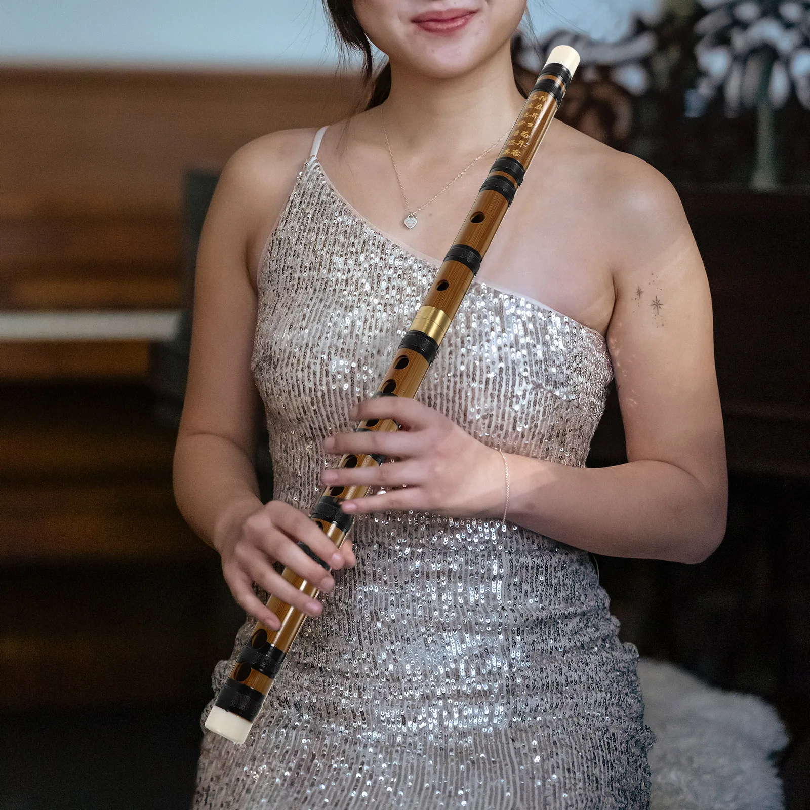 1 set Bamboo Chinese Traditional Instrument Professional Wind Flute For Beginners Students Kids Portable Musical Instrument
1 set Bamboo Chinese Traditional Instrument Professional Wind Flute For Beginners Students Kids Portable Musical Instrument