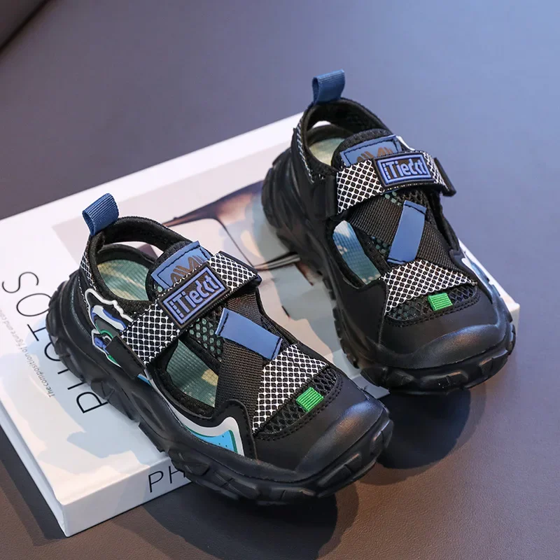 Kids Running Shoes Thick Soft Sole Children Sports Sandals Mesh Breathable 2025 Summer Students Casual Shoes Trendy Comfortable
Kids Running Shoes Thick Soft Sole Children Sports Sandals Mesh Breathable 2025 Summer Students Casual Shoes Trendy Comfortable