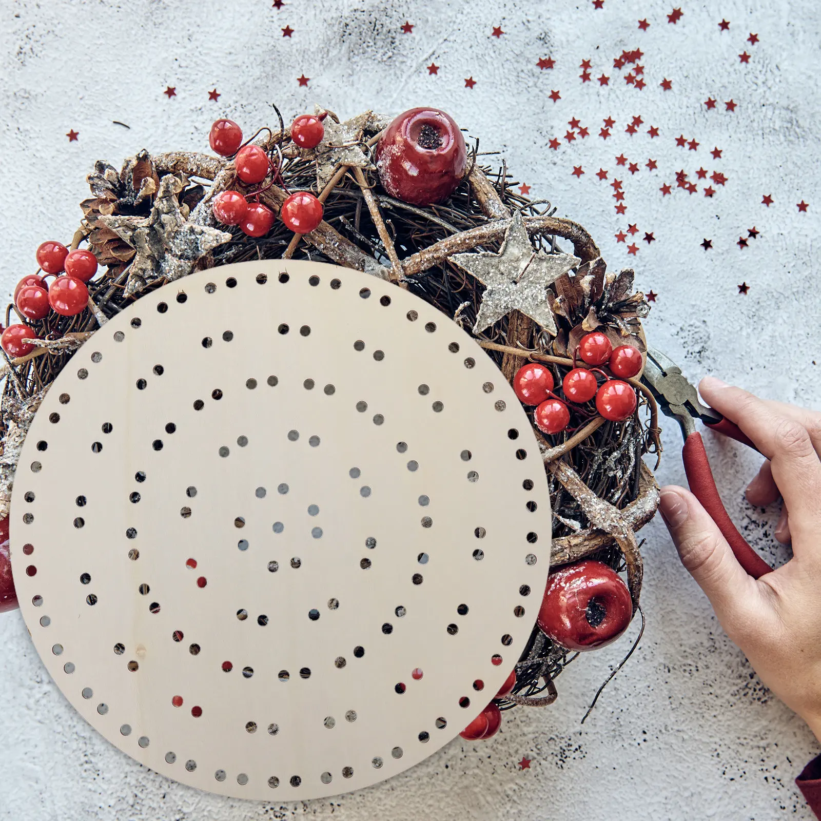 4pcs Wood Wreath Frame Wooden Wreath Board with Pre-Drilled Holes for DIY Holiday Wreath Making Round Flower Arrangement Frame
4pcs Wood Wreath Frame Wooden Wreath Board with Pre-Drilled Holes for DIY Holiday Wreath Making Round Flower Arrangement Frame