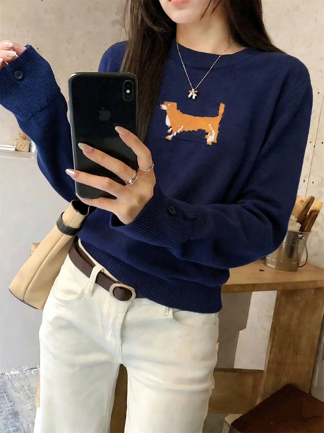 Casual round Neck Knitted Sweater Women's Spring New Slim Fit Top Design Sense Tearable Flower Pattern Base Layer
Casual round Neck Knitted Sweater Women's Spring New Slim Fit Top Design Sense Tearable Flower Pattern Base Layer