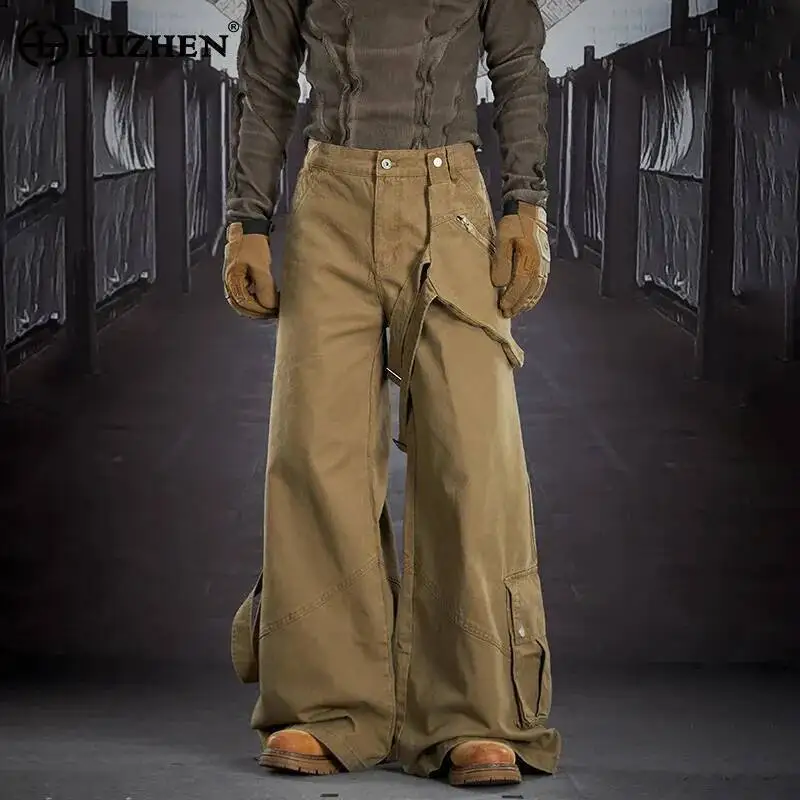 LUZHEN 2026 New Personalized Big Pockets Decorate Loose Straight Casual Pants Men's Solid Color Wide Leg Cargo Trousers JY6793
LUZHEN 2026 New Personalized Big Pockets Decorate Loose Straight Casual Pants Men's Solid Color Wide Leg Cargo Trousers JY6793