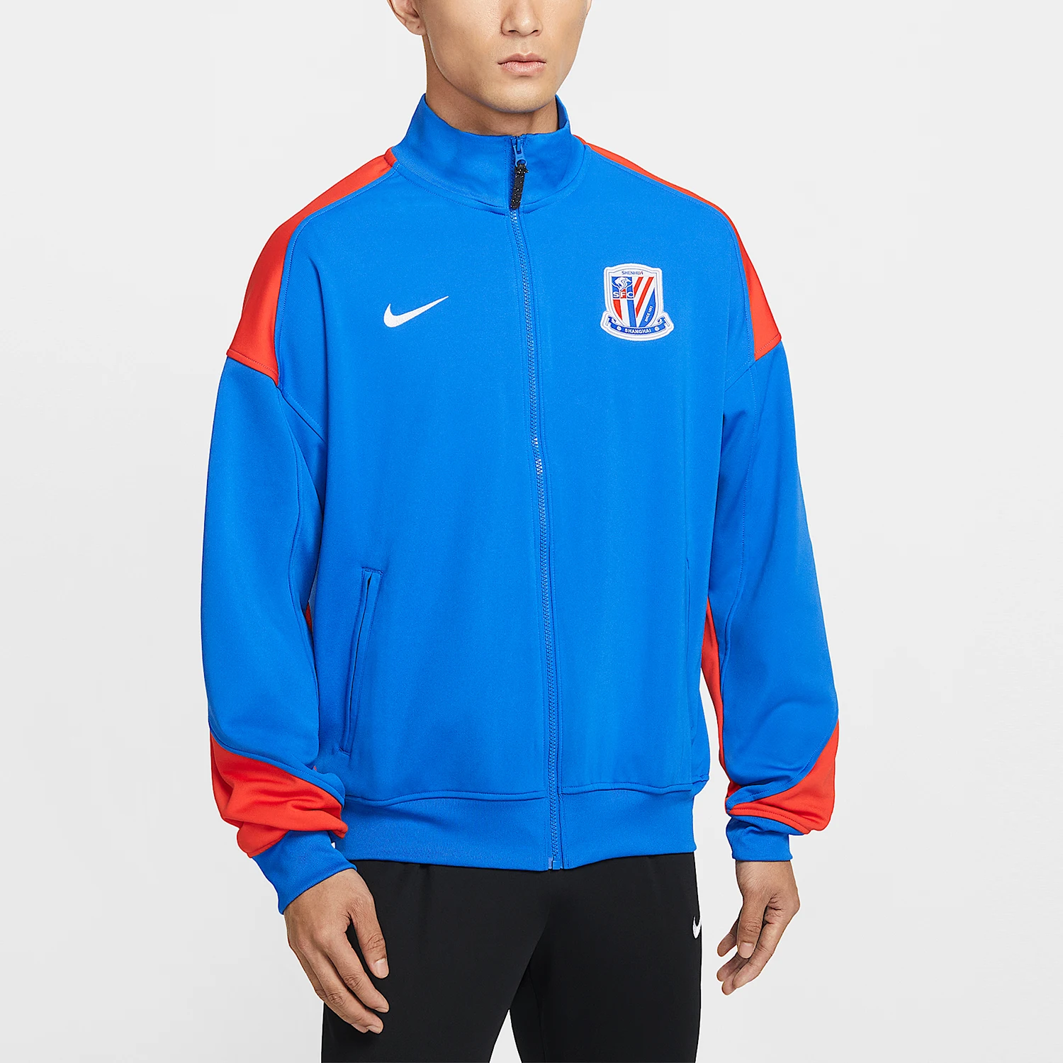 Nike Authentic Shanghai Shenhua Football Club Men's Fleece Jacket IQ0528-444
Nike Authentic Shanghai Shenhua Football Club Men's Fleece Jacket IQ0528-444