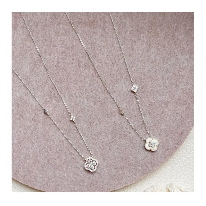 Simple Pendant Necklace Light Luxury High-end Versatile Commuter Style Accessories
Simple Pendant Necklace Light Luxury High-end Versatile Commuter Style Accessories