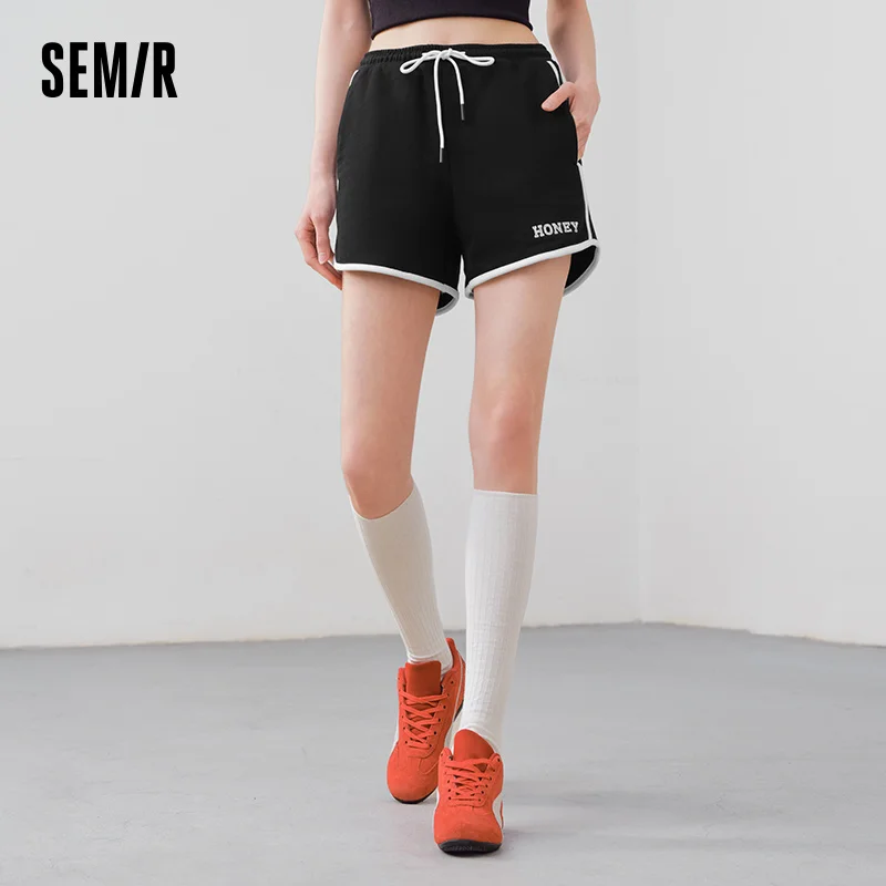 Semir Color Block Sporty Casual Shorts Women Slimming Loose 2025 Summer New Letter Print A Line Trendy Shorts
Semir Color Block Sporty Casual Shorts Women Slimming Loose 2025 Summer New Letter Print A Line Trendy Shorts